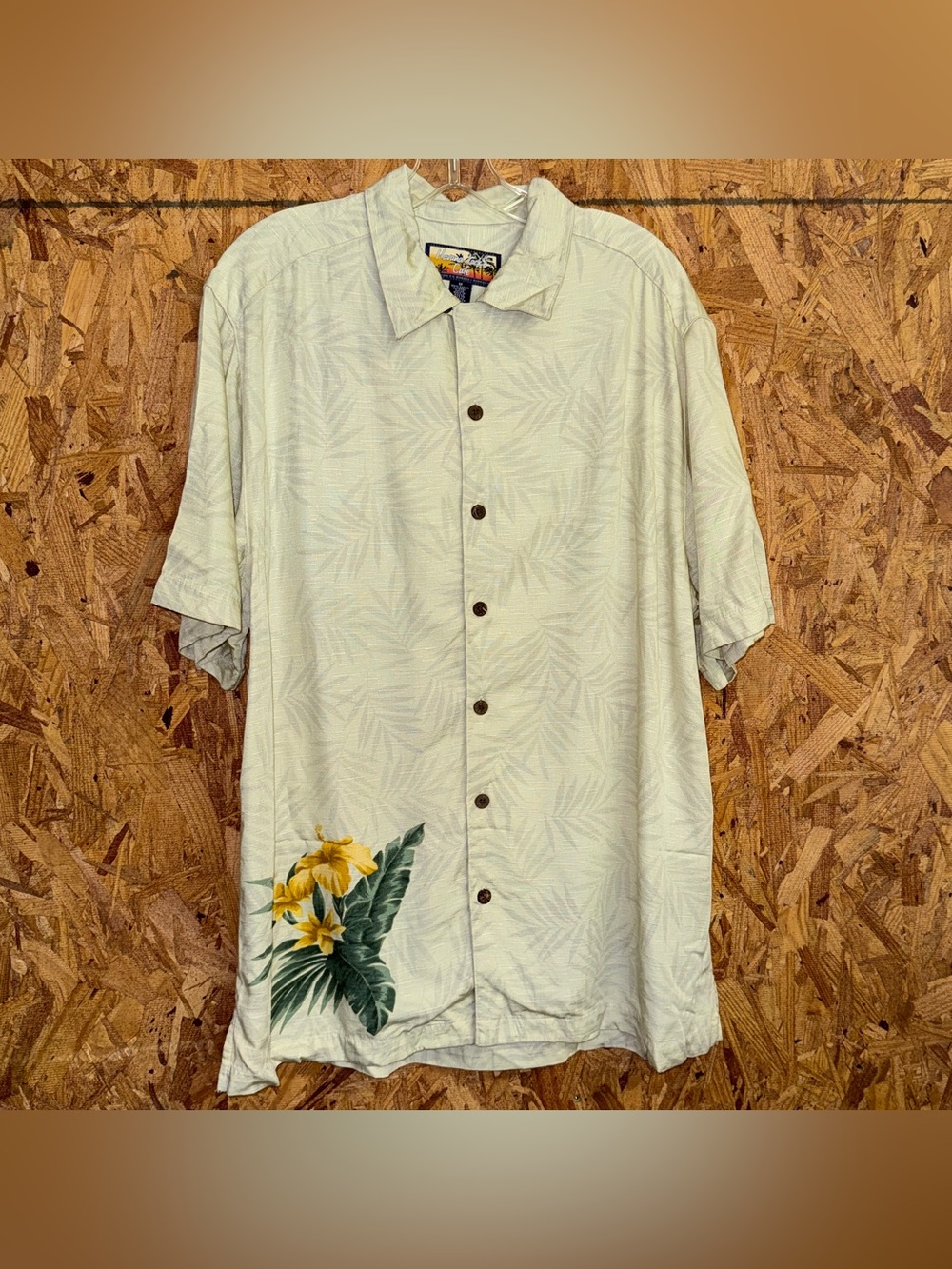 Havana Jack’s Cafe Beige Hawaiian Floral Print Wooden Button Shirt Vaca Summer M
